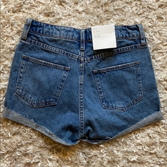 H&M High Rise Jean Shorts - Picture 2 of 3